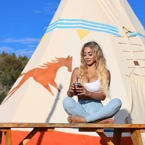 Meet your Posher, Ali